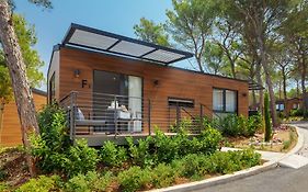 Gava Waterman Island Cottages